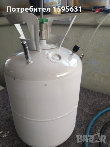 Бутилка за въздух- как лесно да напомпиш гумите, снимка 2 - Други инструменти - 28505114