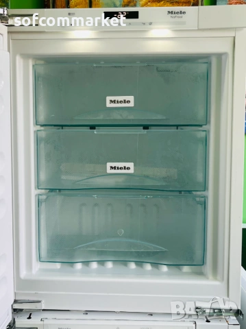 Фризер за вграждане Miele FN 30402 i – NoFrost, SoftClose, Внос от Германия!, снимка 4 - Фризери - 53441301