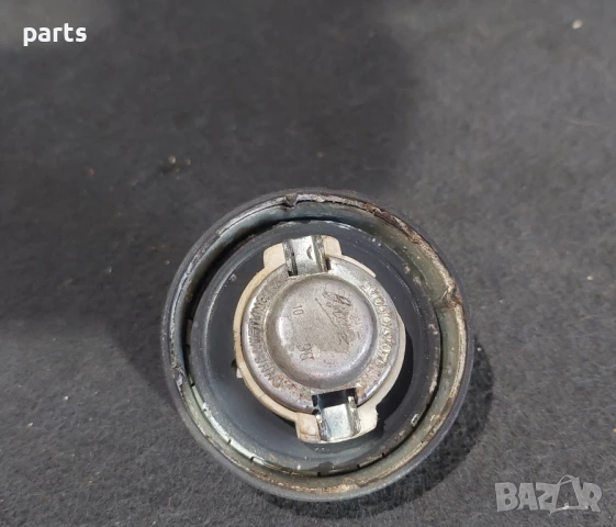 Капачка Резервоар Мерцедес Е класа W210 (H) - 1404700005, снимка 4 - Части - 51412223