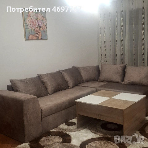 Отдава се под наем двустаен, напълно обзаведен, среден апартамент в топ център, в близост до Билла.