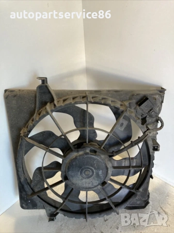 Перка охлаждащ вентилатор за KIA Ceed 1.6 CRDi (2010), снимка 2 - Части - 53234511