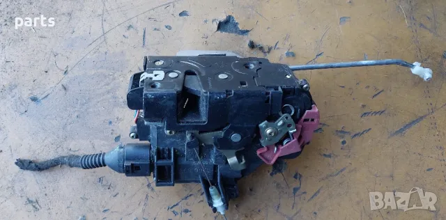 Предна Лява Брава - Ключалка Ауди А4 Б6 - 8E2837015C, снимка 5 - Части - 48006828