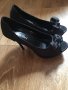 Черни обувки на ток номер 39, снимка 1 - Дамски елегантни обувки - 40564834