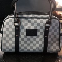 Дамска чанта ,,Louis Vuitton” реплика, снимка 1 - Чанти - 43019649