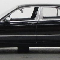 Jaguar Daimler Super Eight ”Quantum of Solace” 2008 - мащаб 1:43 на Atlas модела е нов в PCV дисплей, снимка 3 - Колекции - 44025808