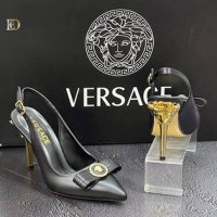 Versace дамски обувки на ток, снимка 3 - Дамски обувки на ток - 43803043