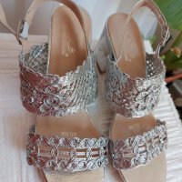 официални сватбени обувки с нисък стабилен ток, снимка 2 - Дамски обувки на ток - 37702373