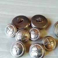 Стари метални копчета 60 - те г., снимка 3 - Антикварни и старинни предмети - 28837345