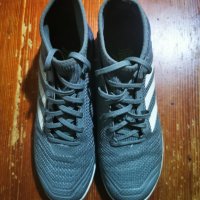 Спортни маратонки Adidas Predator, тип "стоножки", номер 40, идеално запазени , снимка 1 - Спортни обувки - 43425637