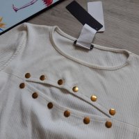 Нова бяла рипс блуза с ефирни ръкави на намаление, снимка 2 - Блузи с дълъг ръкав и пуловери - 27222472