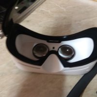 виртуалните очила Samsung Gear VR, снимка 2 - 3D VR очила за смартфон - 43092472