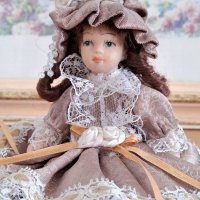 Стара порцеланова кукла , снимка 2 - Колекции - 38754134