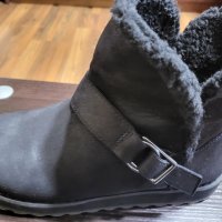 Ботушки Skechers , снимка 1 - Дамски ботуши - 43713973