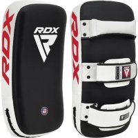 Извит трнировъчен щит / кикър RDX T1 CURVED THAI PAD, снимка 1 - Други спортове - 43669467