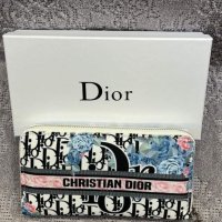 ✨Christian Dior различни цветове уникални дамски портмонета с кутия✨, снимка 8 - Портфейли, портмонета - 43420549