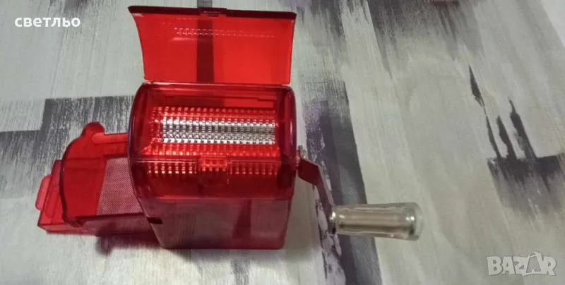 машинка ръчна за листа на тютюн и други растения, снимка 1