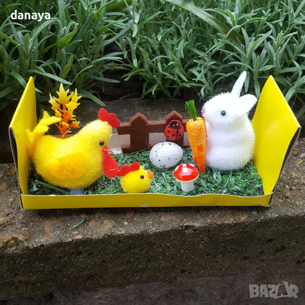 2830 Великденска декорация Зайче с кокошка в градинка, снимка 1