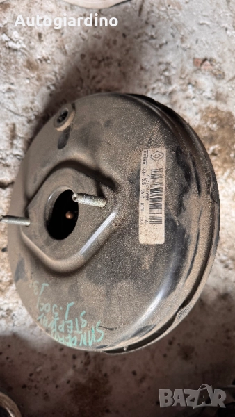 Серво усилвател / Спирачна помпа за Dacia Sandero 2013 - 472103298R, снимка 1