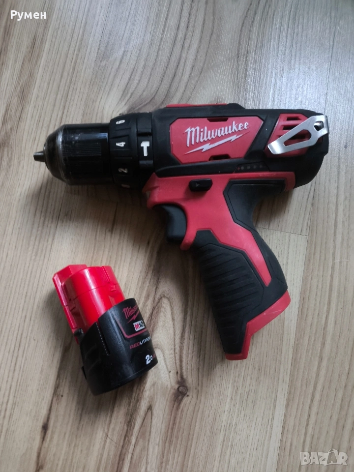 Винтоверт Milwaukee m12 bpd и батерия Milwaukee m12b2, снимка 1
