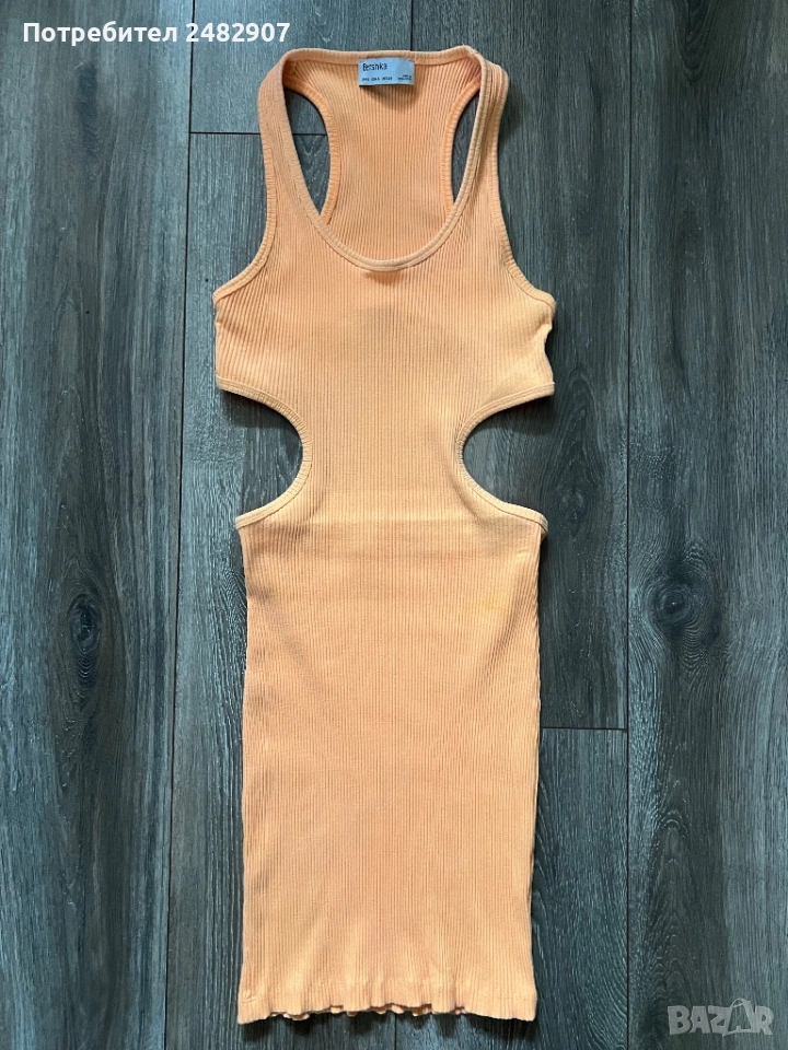 Дамска рокля с гол гръб, снимка 1