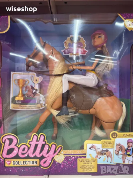 Кукла ездачка с кон - униформа, купа, движение!, снимка 1