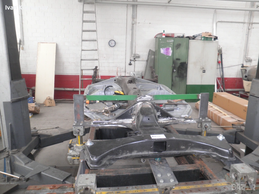 Дозер за възстановяване на тежко катастрофирали автомобили Car Bench, снимка 1