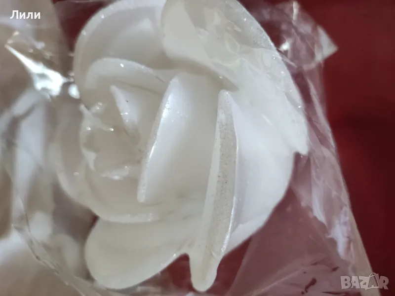 Декоративна бяла свещ роза , снимка 1