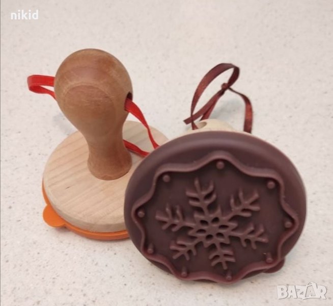 Снежинка Коледен печат силиконов с дървена дръжка за бисквитки тесто фондан, снимка 1