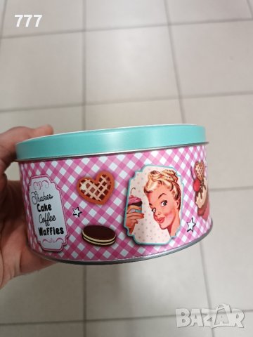 кутии метални, снимка 5 - Кутии за храна - 43823235