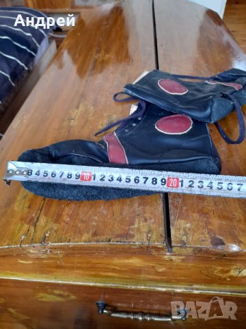 Стари кожени обувки #3, снимка 3 - Антикварни и старинни предмети - 39543766