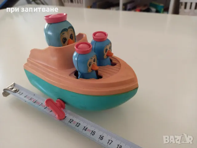 Стара играчка лодка с пингвини и старо камионче, снимка 4 - Колекции - 48086379