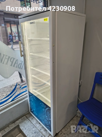 Вертикална хладилна витрина  BEKO, снимка 2 - Хладилници - 53430527