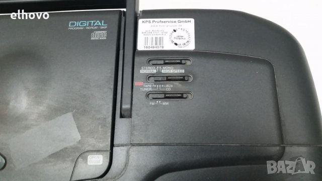 Касетофон Schneider SP100, снимка 4 - Радиокасетофони, транзистори - 26510462