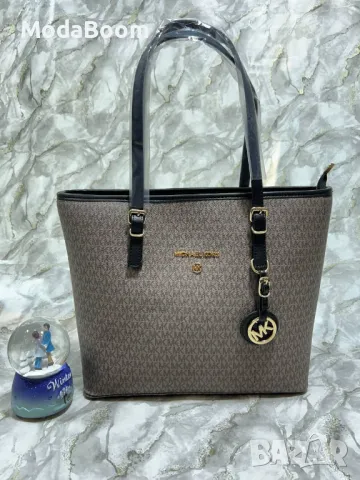 Michael Kors| дамски чанти| различни цветове 