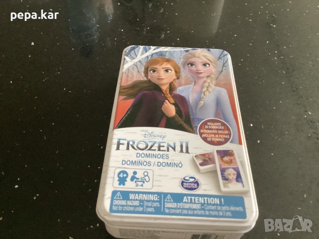 Домино Frozen в кутия метална с плочки с подложка, снимка 1 - Образователни игри - 43669933