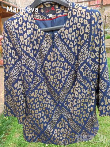 Костюм сако и прав панталон  Роси 