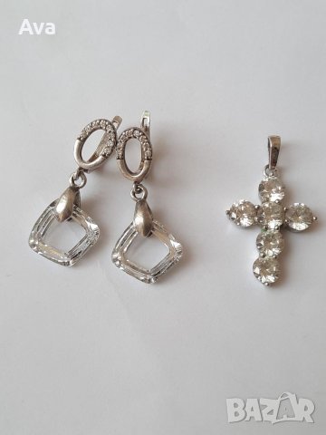 колие и обеци с цвете/комплект oriflame/медальон/висулка/кръст/кръстче с цирконий/цвят сребърен , снимка 6 - Колиета, медальони, синджири - 33094903