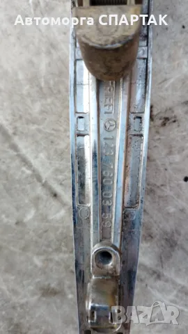 Mercedes Benz W123 дръжки за врати външни 1237600359 предна задна лява дясна, снимка 2 - Части - 48343767