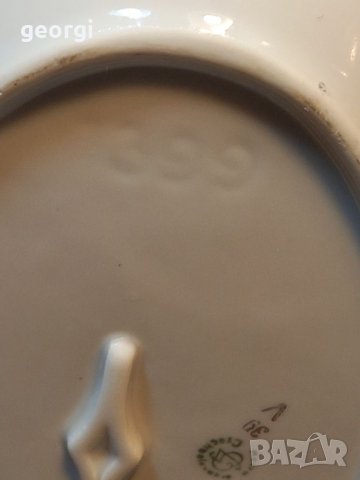 Две порцеланови плата и съд за масло , снимка 9 - Аксесоари за кухня - 38582498