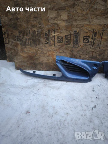 Предна лява,дясна решетка Рено сценик 2.0 113кс 98г Renault scenic 2.0 113hp 1998, снимка 2 - Части - 50959579