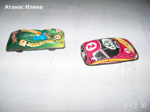 Две малки ламаринени колички, соц играчки, снимка 4 - Други ценни предмети - 35561130