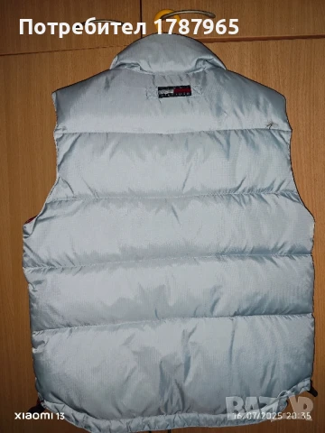 Елек с пух Tommy Hilfiger, снимка 4 - Елеци - 51056940