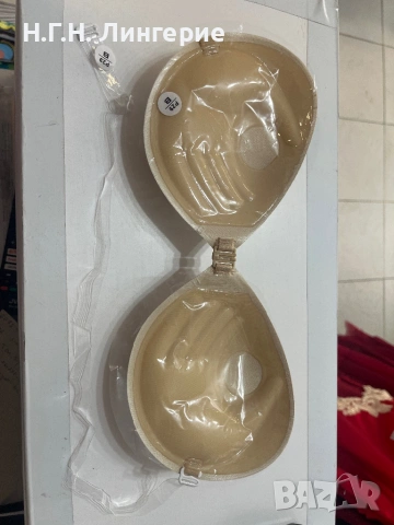 Залепващ сутиен