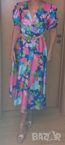 Сатенена нова рокля с колан, снимка 4 - Рокли - 37393620