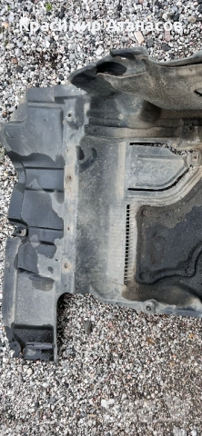 Кора под двигател дясна  за Тойота корола версо. 2004-2008г, снимка 14 - Аксесоари и консумативи - 52393325