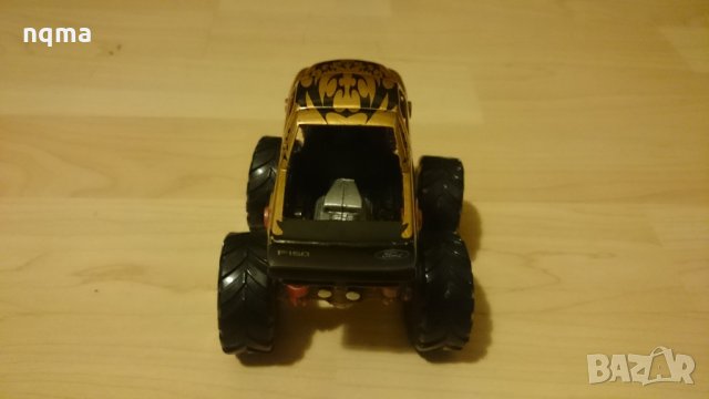 Камион Ford F-150 Monster Truck, снимка 3 - Колекции - 26439578