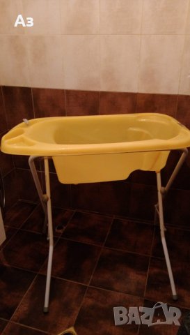 Продавам бебешко-детска вана  за къпане