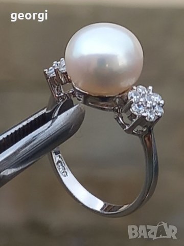 Дамски сребърен пръстен с естествена перла и цирконии, снимка 2 - Пръстени - 39338092