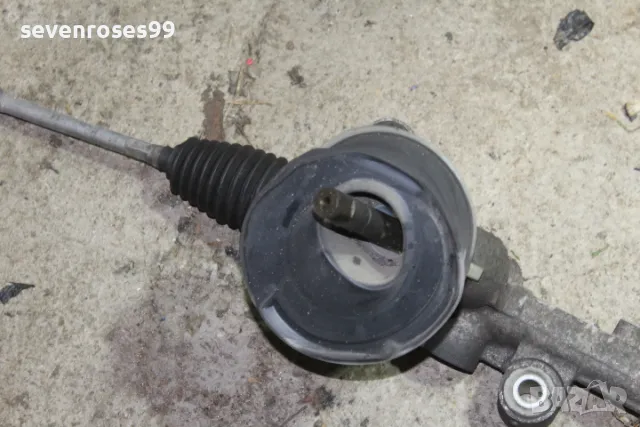 Кормилна рейка Форд Фиеста 6 2011 1.4tdci 68hp Ford Fiesta 6 8V51-3200-CE, снимка 2 - Части - 48254788