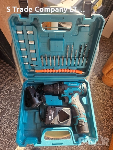 Винтоверт Makita / макита 2 батерии и заярдо нова , снимка 2 - Винтоверти - 51531400